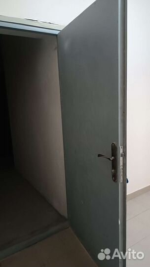 Дверь входная металлическая бу