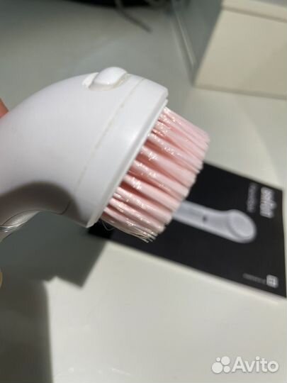 Щетка для лица и тела braun