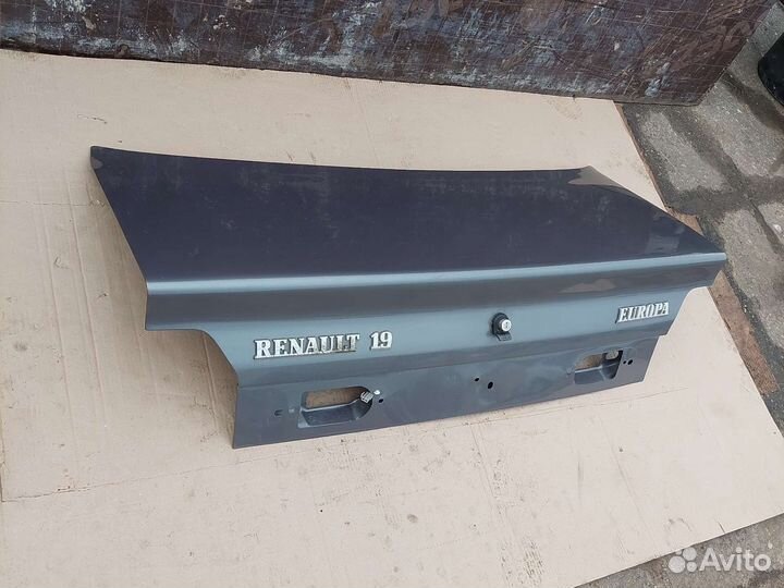 Крышка багажника Renault 19 Рено 19 1.4л