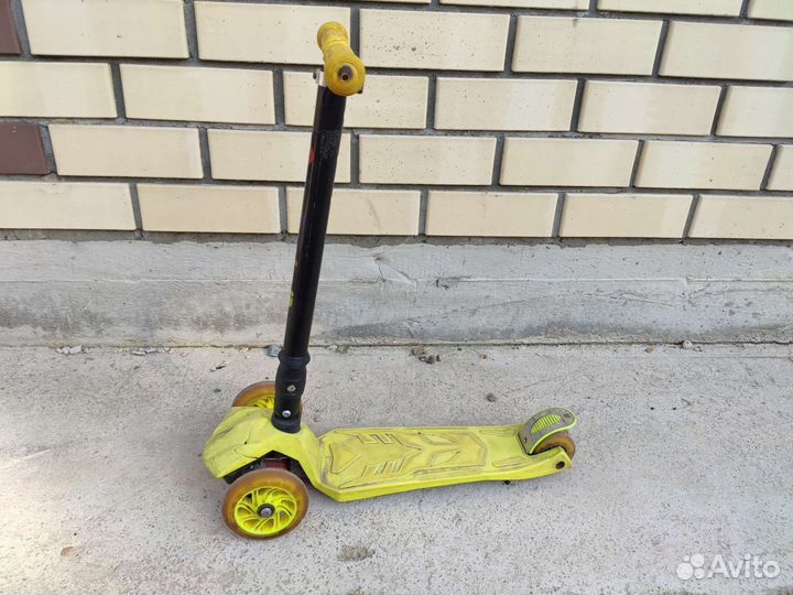 Самокат 3-х колесный детский складной