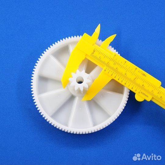 Шестерня для мясорубки Kenwood большая KW650740