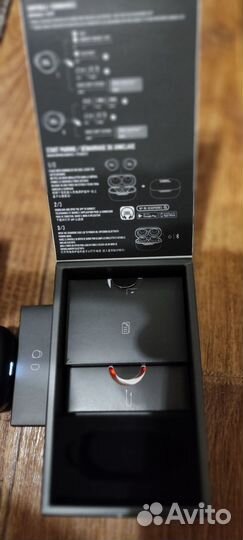 Беспроводные наушники jbl