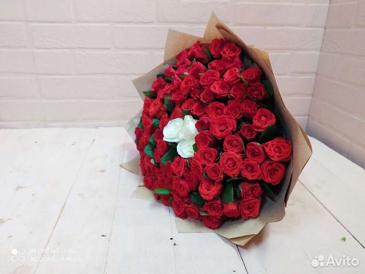 101 роза ярко красная. Ставрополь