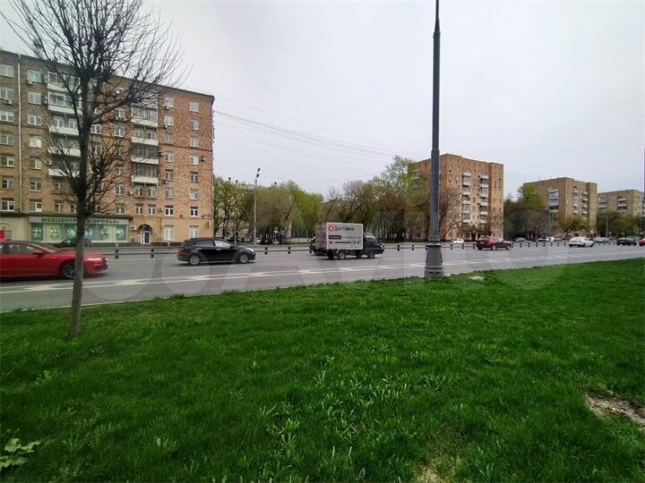 Комната 21 м² в 4-к., 2/5 эт.