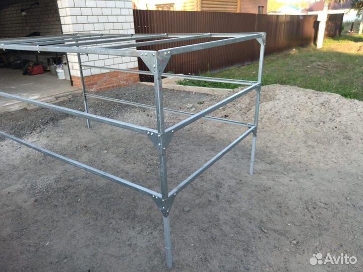 Тент с каркасом для прицепа 