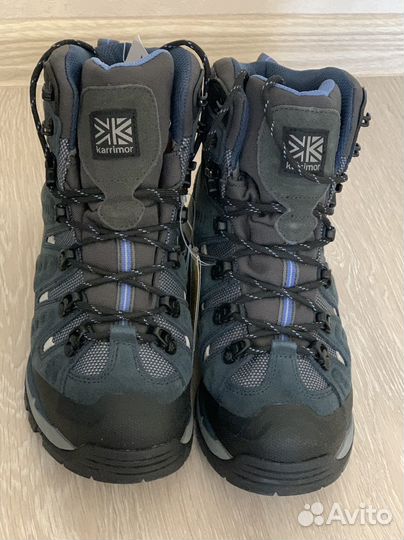 Трекинговые ботинки