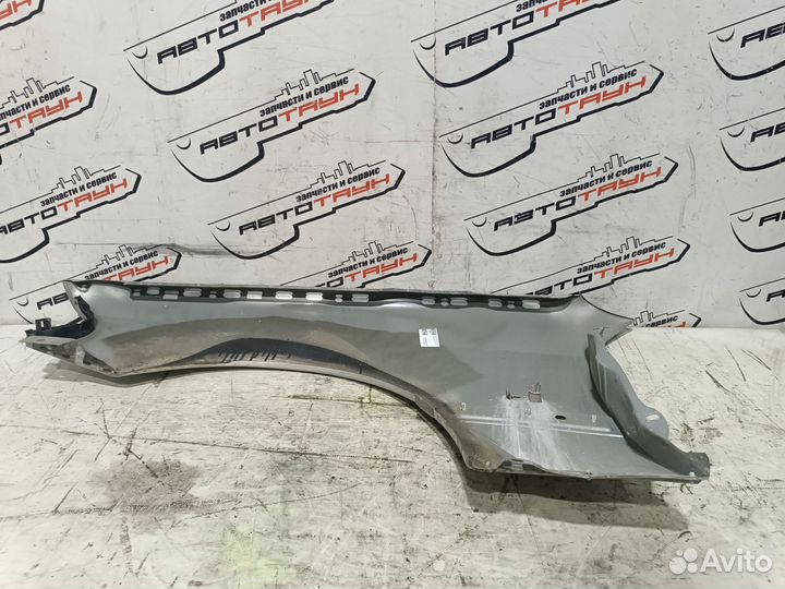 Крыло mercedes-benz C-class S202 W202 A2028810401 переднее правое серебро, 744 KE416