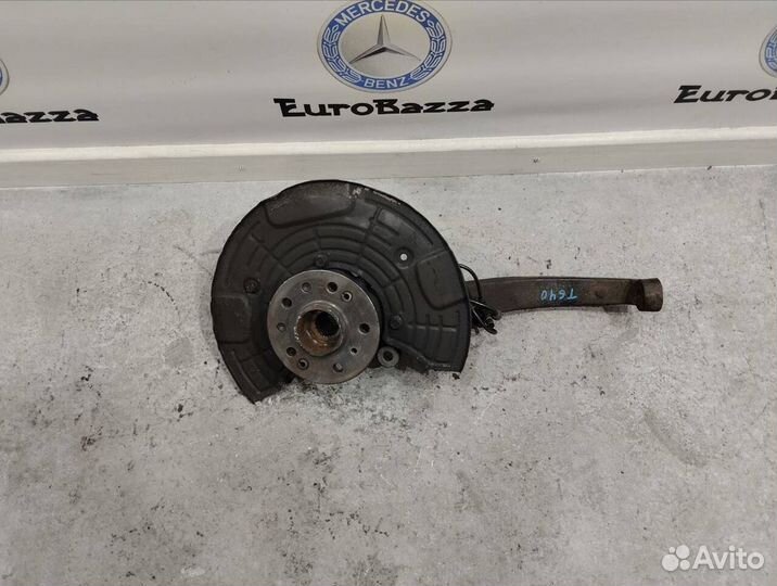 Левый поворотный кулак Mercedes W164