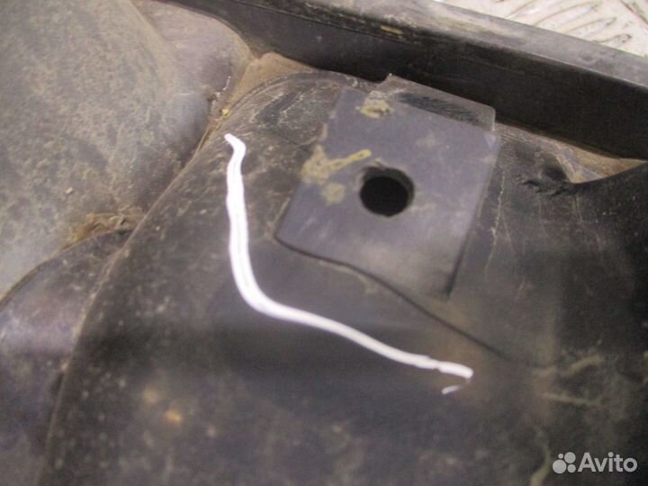 Обшивка двери левая Iveco 98407494