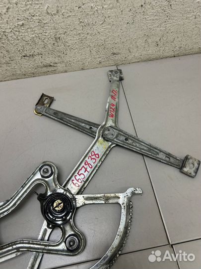 Стеклоподъемник электрический передний правый