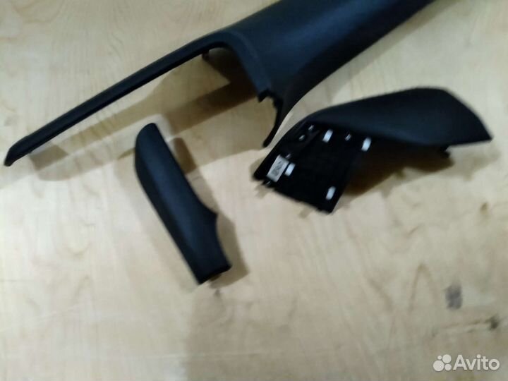 Накладка торпеды Genesis G 70 hyundai