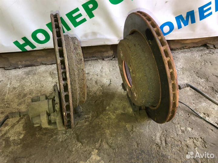 Суппорт задний правый с диском BMW-бмв 5-серия E3