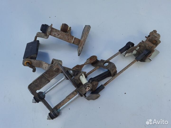 Механизм выбора передач Skoda Octavia A4