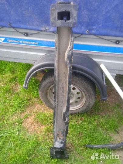 Усилитель заднего бампера volkswagen tiguan 2011