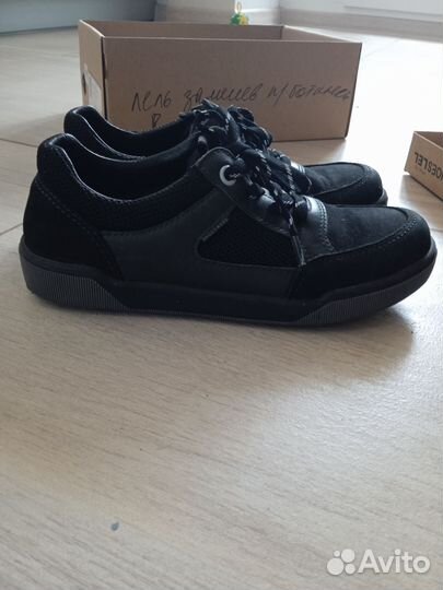 Полуботинки школьные для мальчика 32р