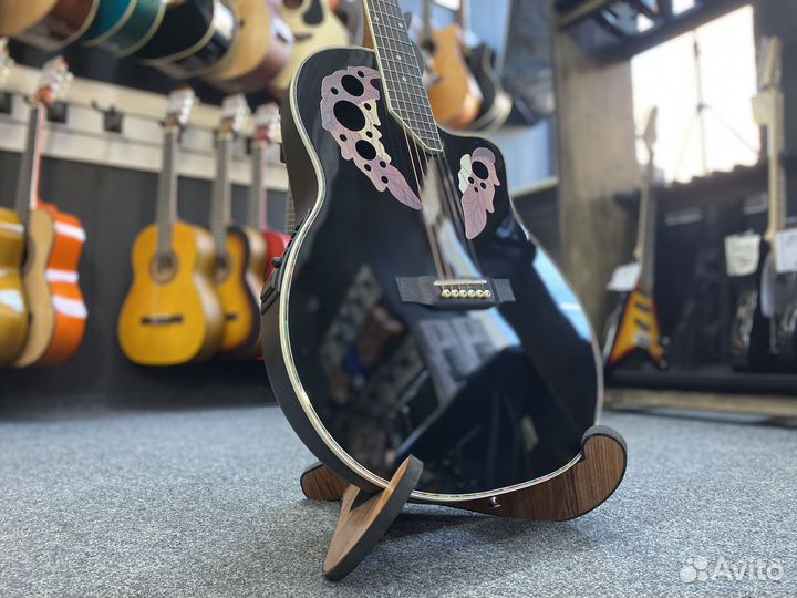 Гитара электроакустическая