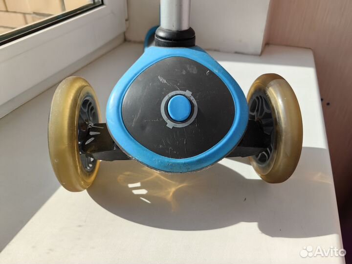 Самокат Glober 3 в 1 с сиденьем от 1 до 4 х