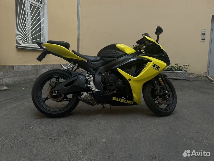 Suzuki GSX-R 750 k6