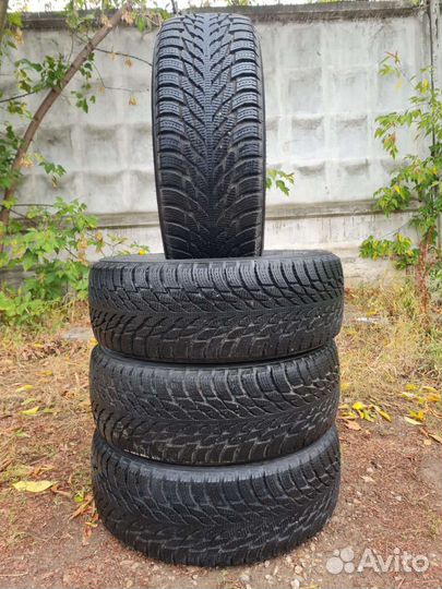 Nokian Tyres Hakkapeliitta R3 215/60 R16