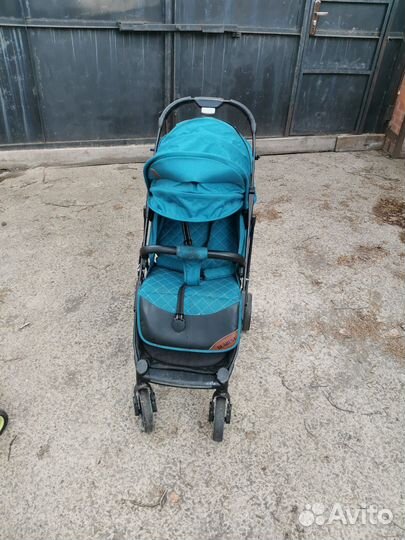 Коляска прогулочная