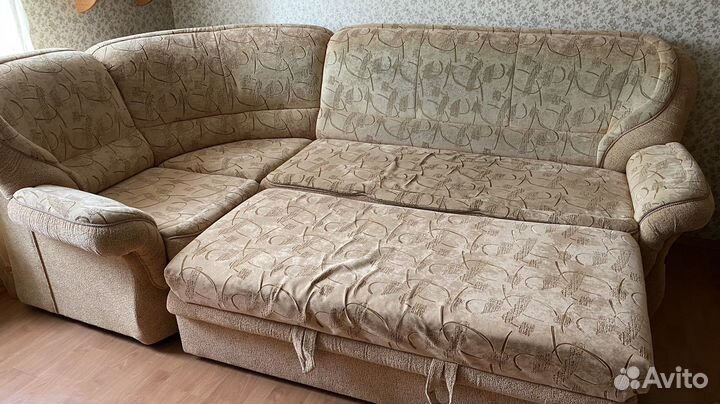 Угловой диван