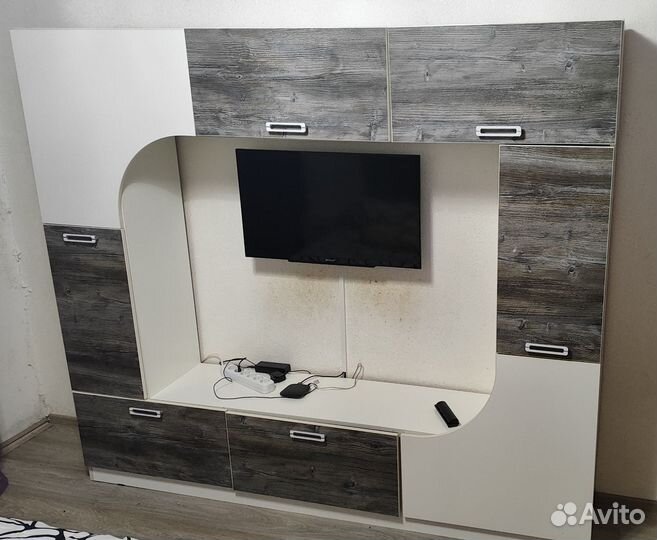 Стенка в гостиную, спальню