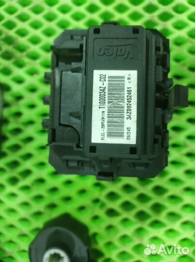 Резистор отопителя Peugeot 308