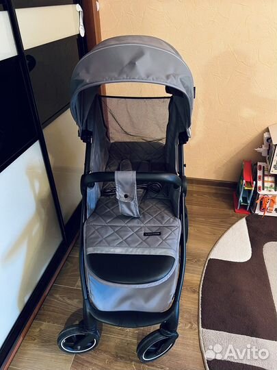 Коляска прогулочная luxmom 730 libra