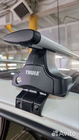 Релинги на Thule на крышу Toyota Venza