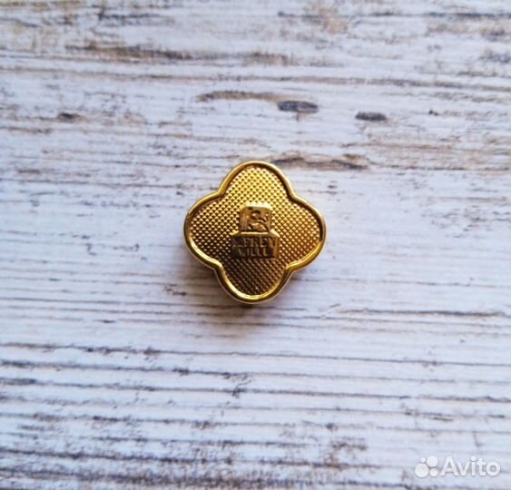 Кольцо и подвеска