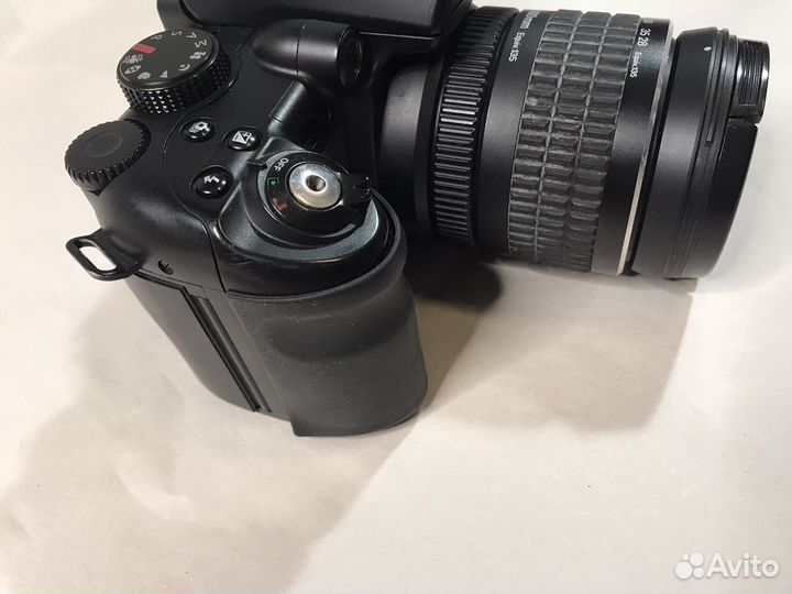 FujiFilm FinePix S9500 - цифровой фотоаппарат