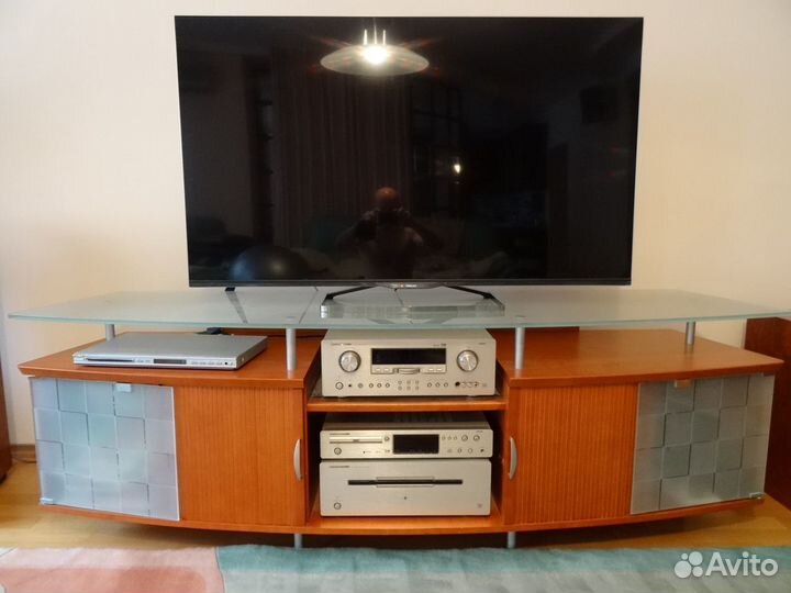 Подставка под телевизор