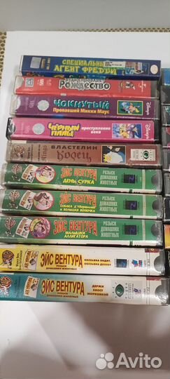 Подборка видеокассет с мультфильмами