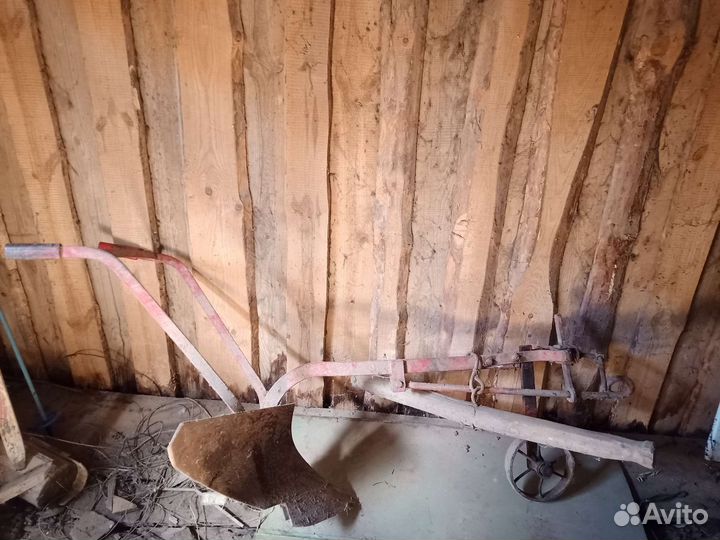 Конный плуг