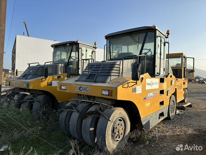 Дорожный каток XCMG XP163, 2012