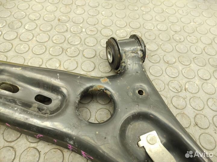 Рычаг передний правый Volkswagen Passat Cc B6 cdaa