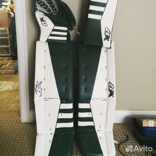 Щитки, блин и ловушка вратарские Brians