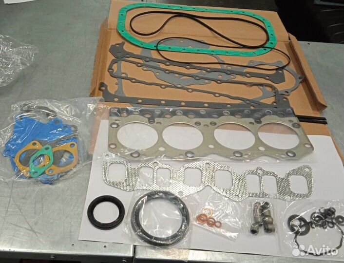 Комплект прокладок двигателя Isuzu C240 на погрузч