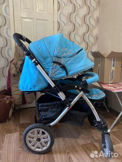 Прогулочная коляска