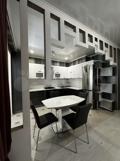 2-к. квартира, 70 м², 3/9 эт.