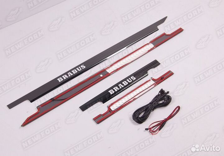 Накладки на пороги Brabus Мерседес Гелендваген