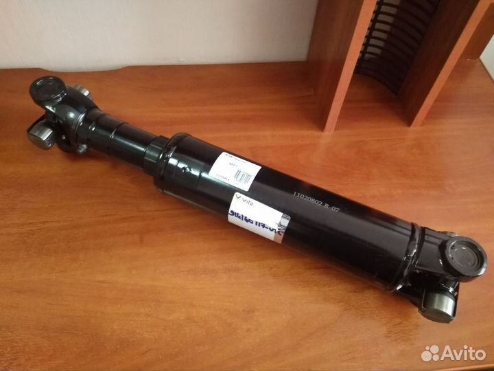 Карданный вал JCB 914/60117