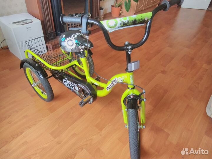 Детский велосипед 16