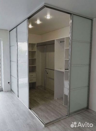 Гардероб / Мебель на заказ в Санкт-Петербурге