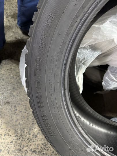 Nokian Tyres Hakkapeliitta 8 SUV 265/50 R20