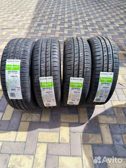 Kumho Ecowing ES01 KH27 205/65 R16 95W