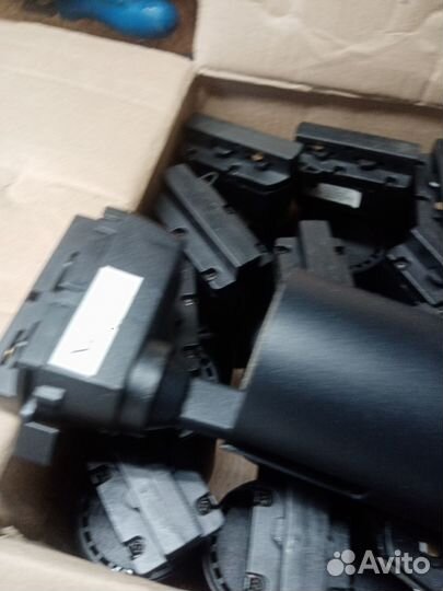 Трековые светильники бу