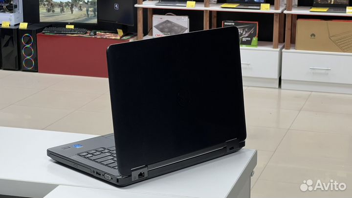 Ноутбук Dell latitude E5440