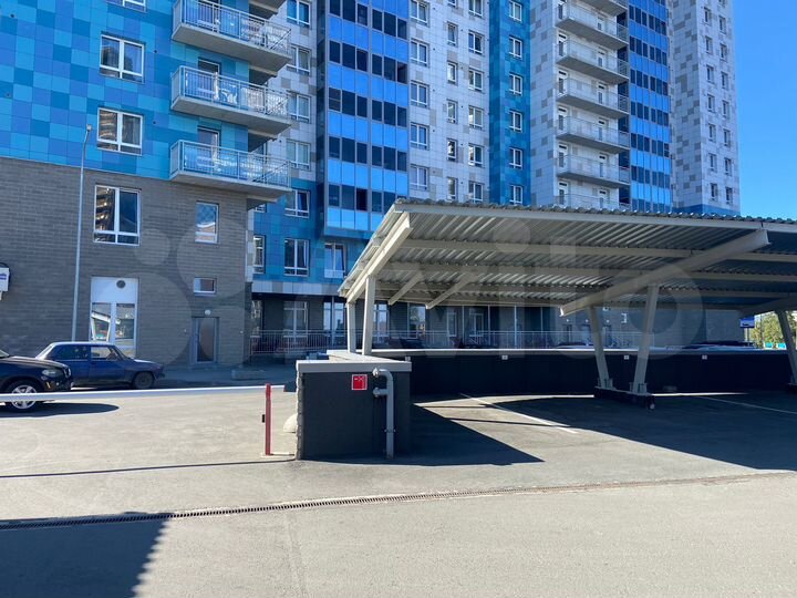 Машиноместо, 10 м²