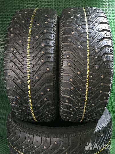 Goodyear UltraGrip 500 215/60 R16 99T